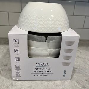 Mikasa Jenna Cereal Bowls Bone China 4 Piece Replacement Bowls